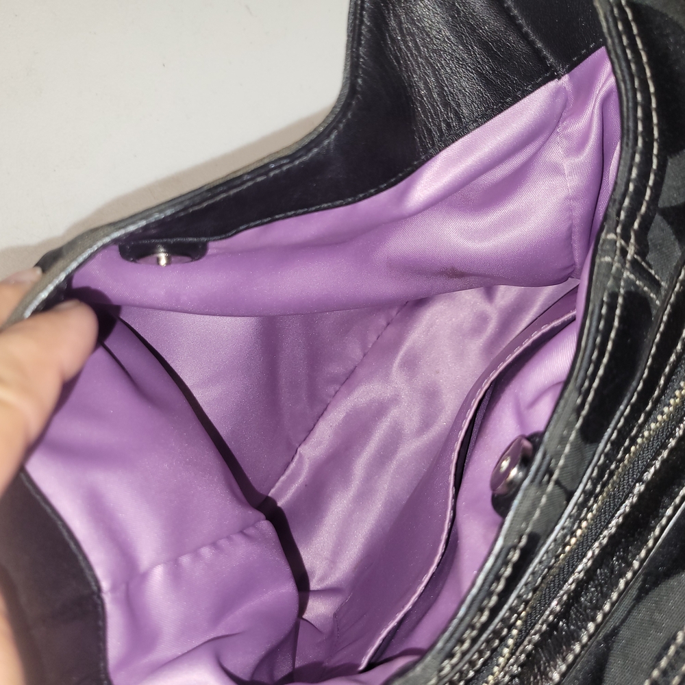 Coach Black Signature Shoulder Bag - Picture 13 of 16